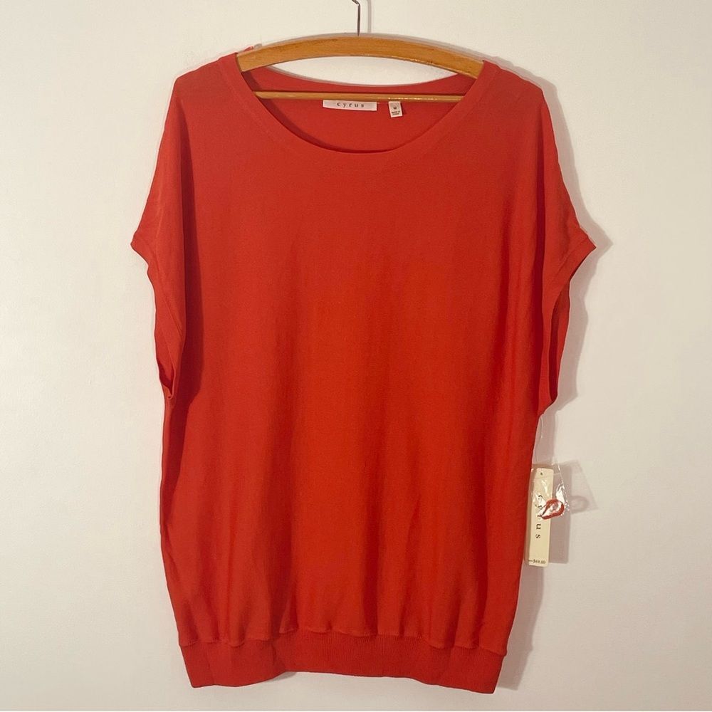 Cyrus Vibrant Red Short Sleeve Knit Tunic